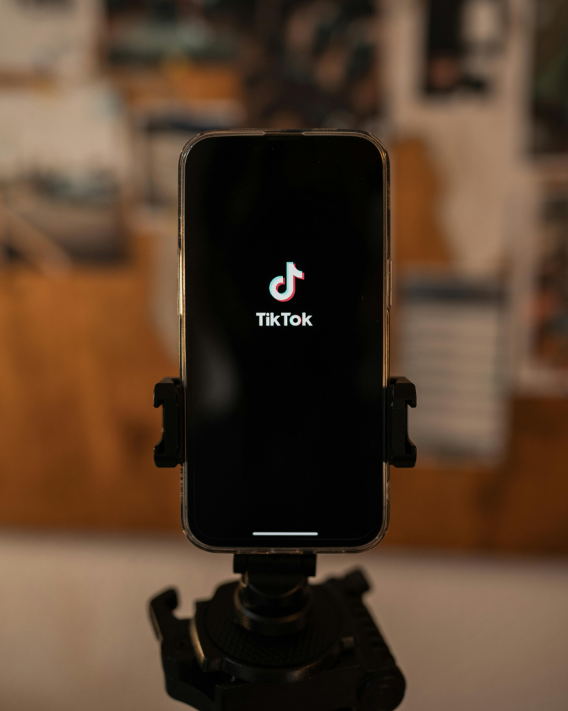 TikTok, Instagram y YouTube Shorts: Qué Funciona en Contenido Corto para Marcas