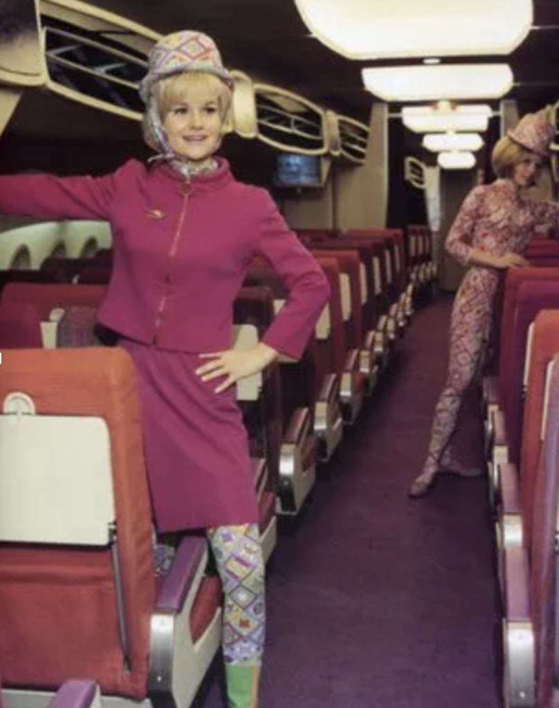 Pucci (1965) → explosión de color, estética funny.